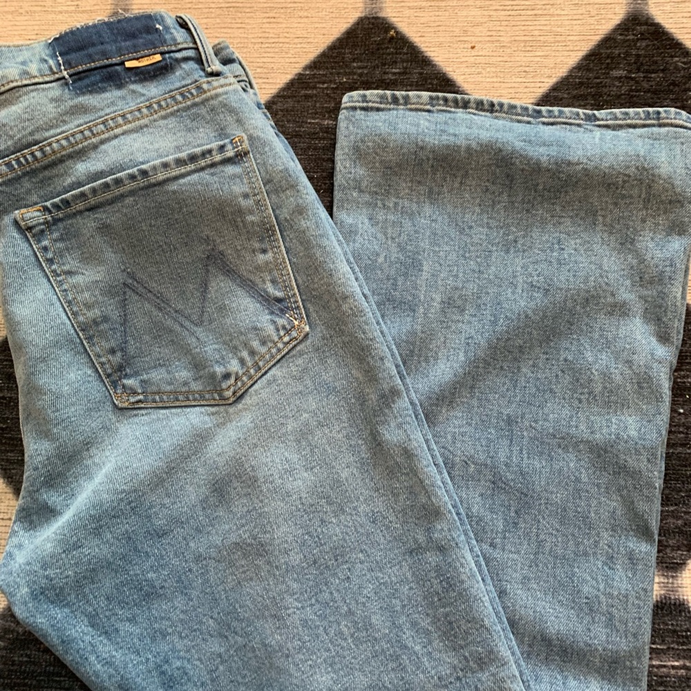 MOTHER denim High Waisted The Weekender Jeans $289 31 Worn Once